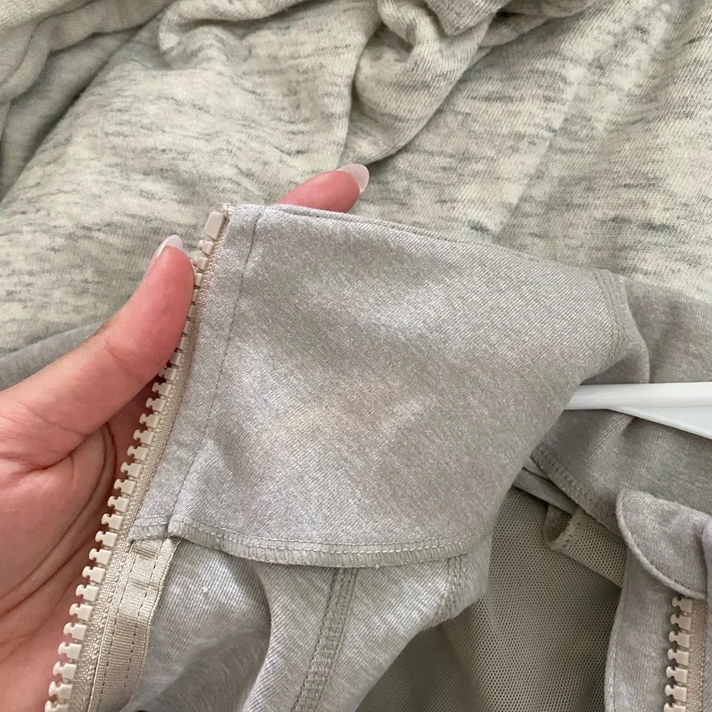 lululemon athletica Light Gray Full‑Zip Jacket